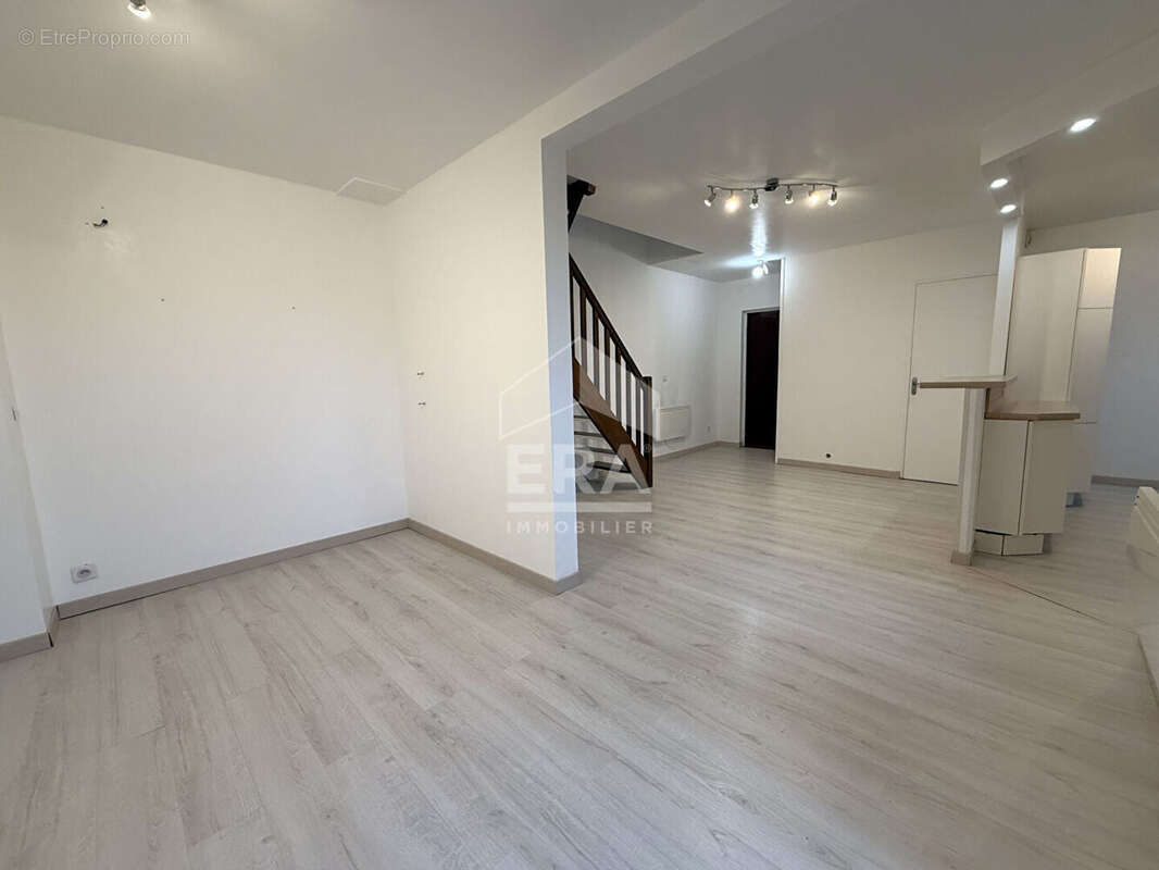 Appartement à MORMANT