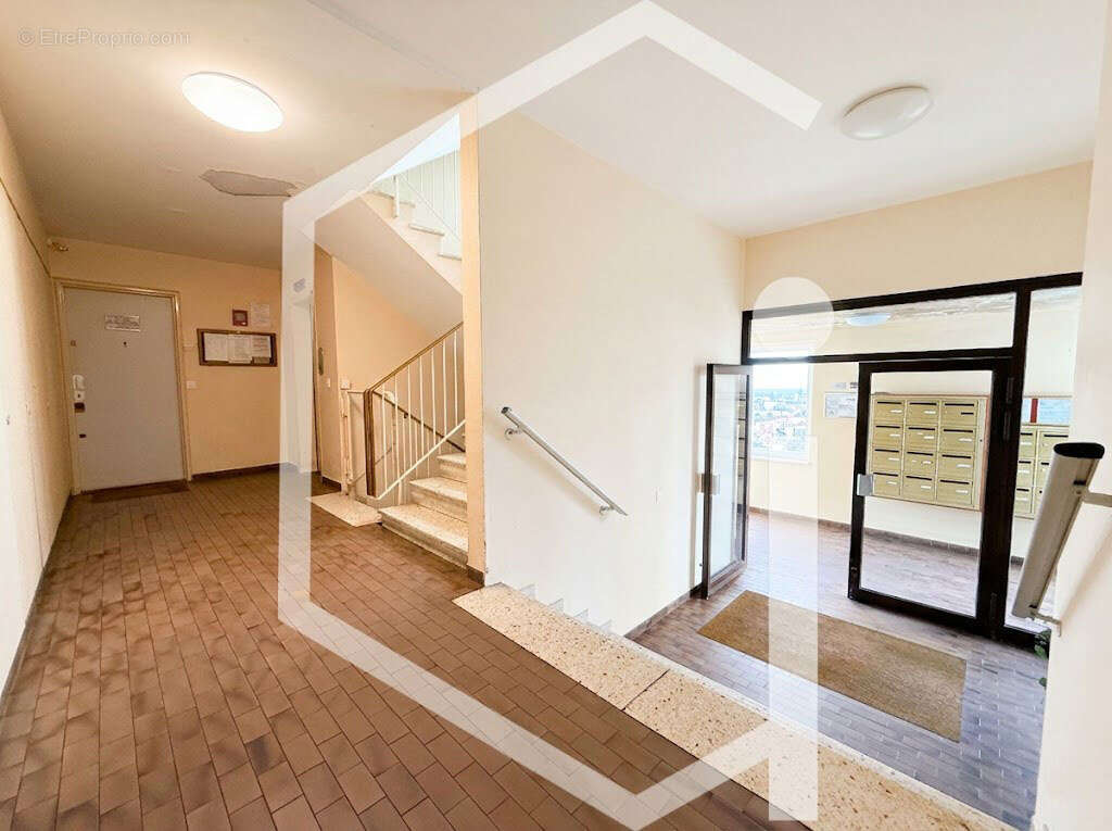 Appartement à ROSNY-SOUS-BOIS