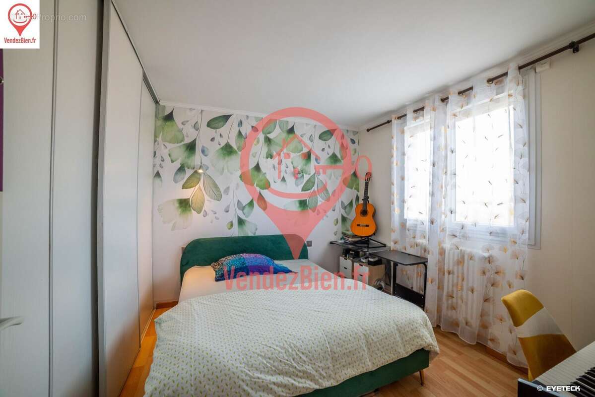 Maison à SAINT-DOULCHARD