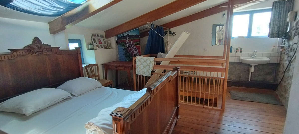 Maison à NONIERES