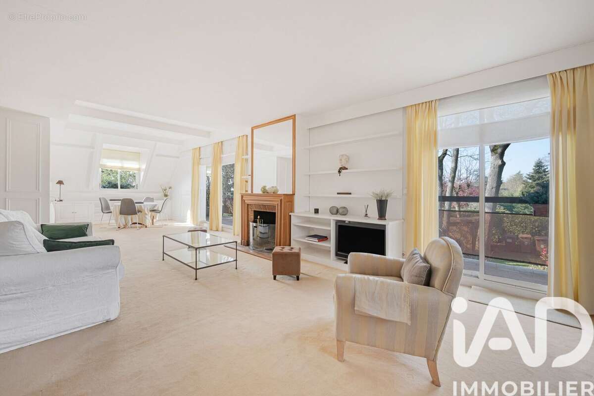 Photo 2 - Appartement à JOUY-EN-JOSAS