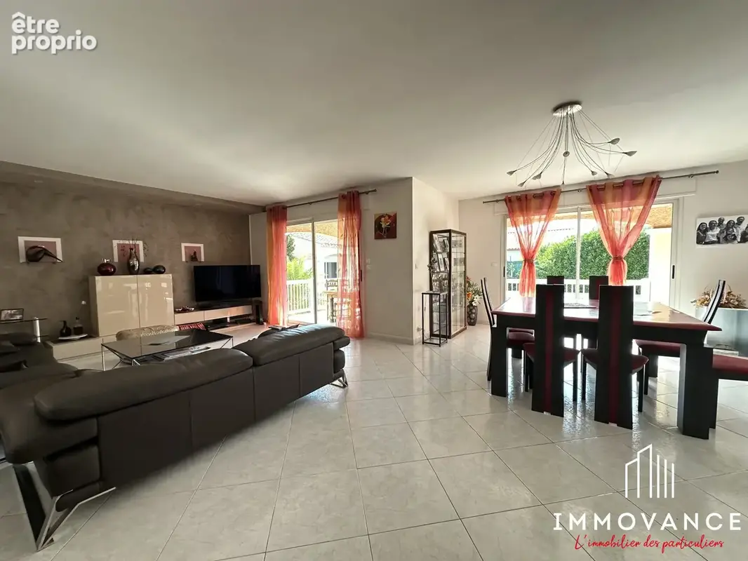 Maison 6 pièces 173 m² à vendre à Teyran (34820) - photo 3