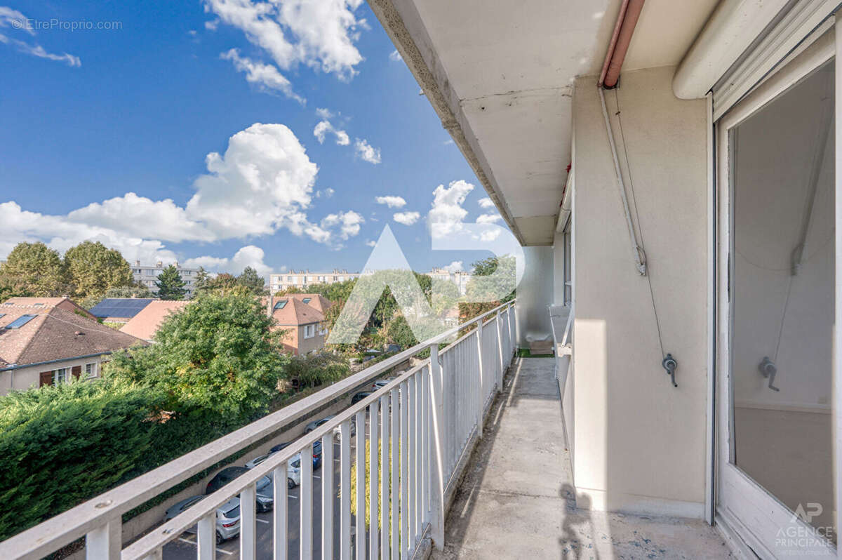 Appartement à RUEIL-MALMAISON