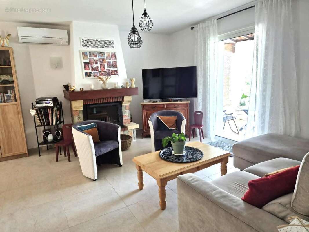   - Maison à VIDAUBAN