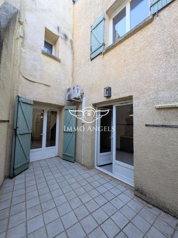 terrasse - Maison à THEZAN-LES-BEZIERS