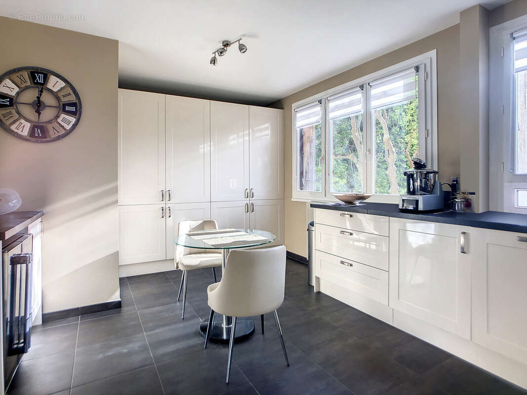 Appartement à BOUGIVAL