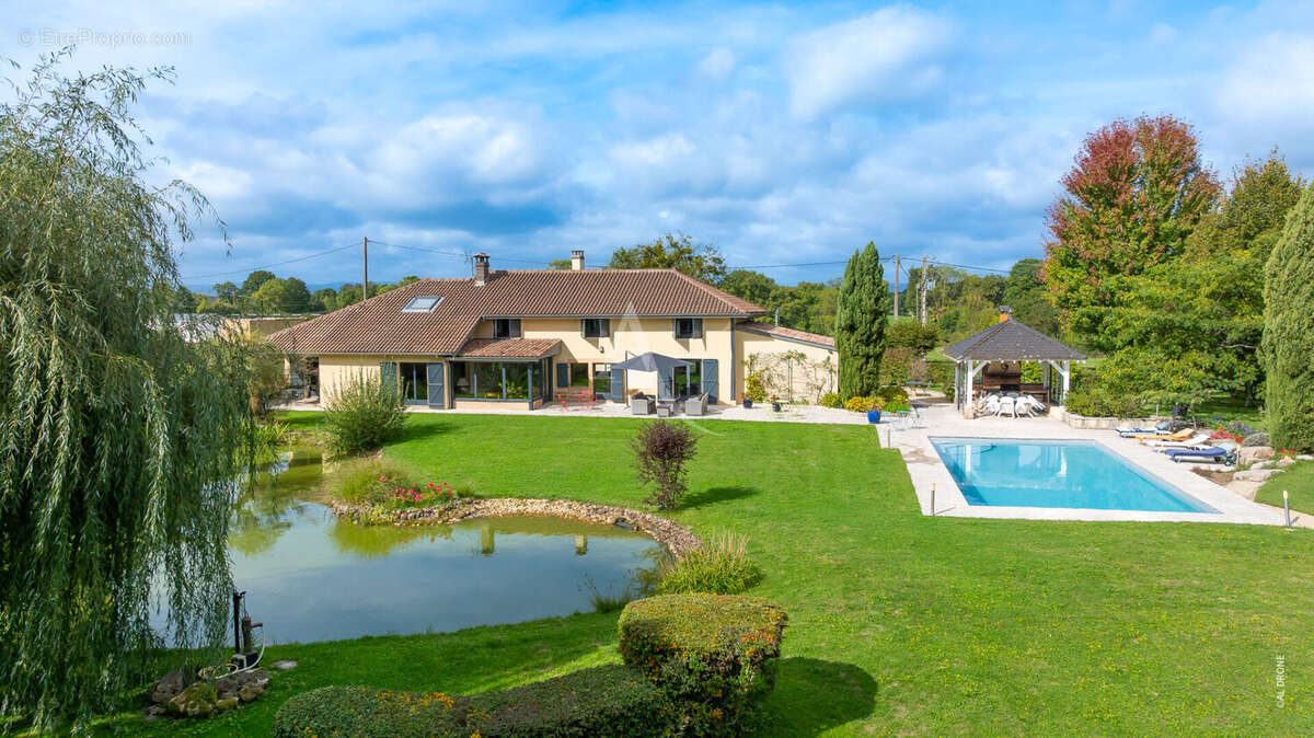 Maison à BOISSEY