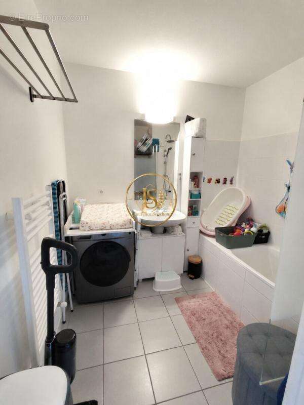 Appartement à MARSEILLE-12E