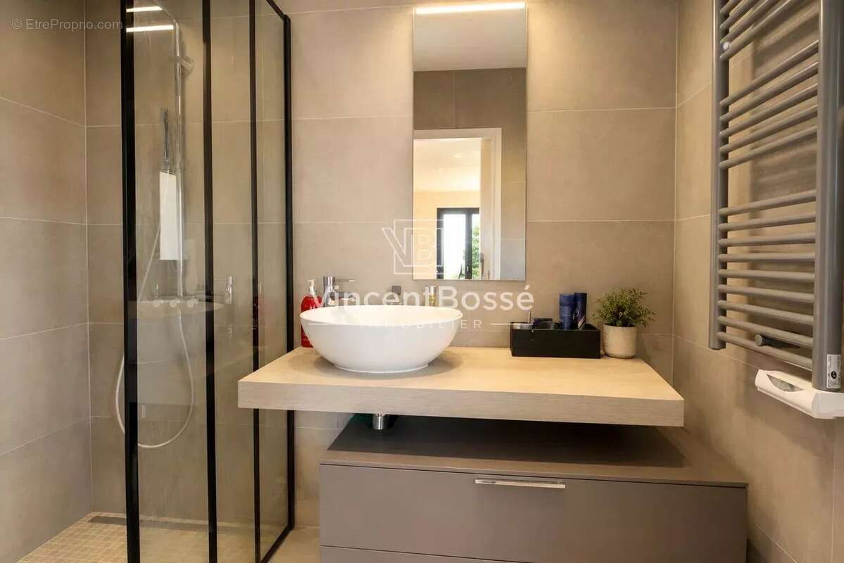 Nice – saint-pancrace – villa 4 pièces 112 m² + 60 m² de sous-sol – terrain 1 200 m² - photo 9