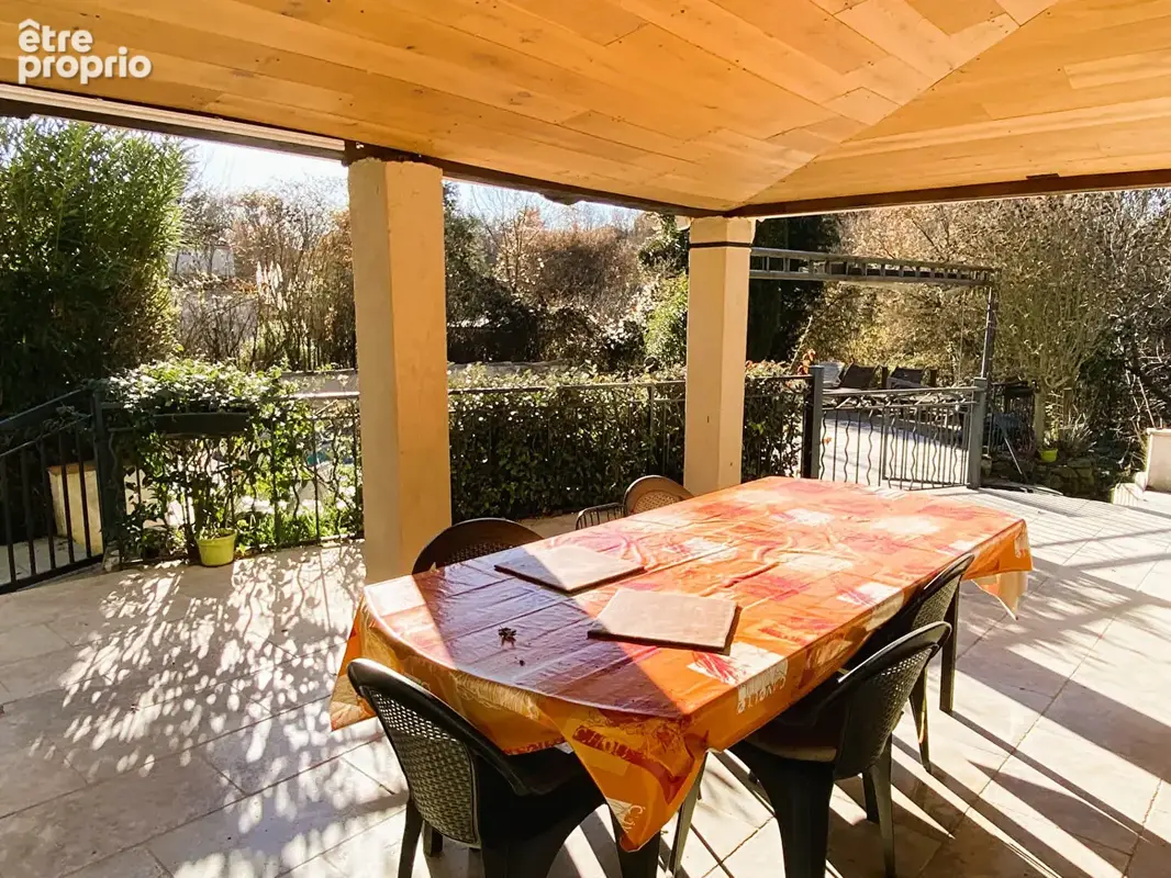 Vente villa 5 pièces avec terrain et piscine 13490 JOUQUES - photo 5