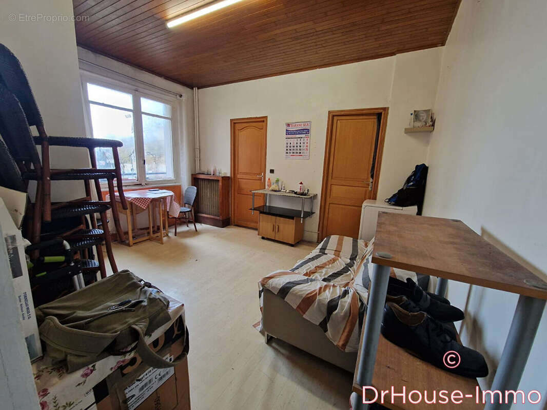 Appartement à AUBERVILLIERS