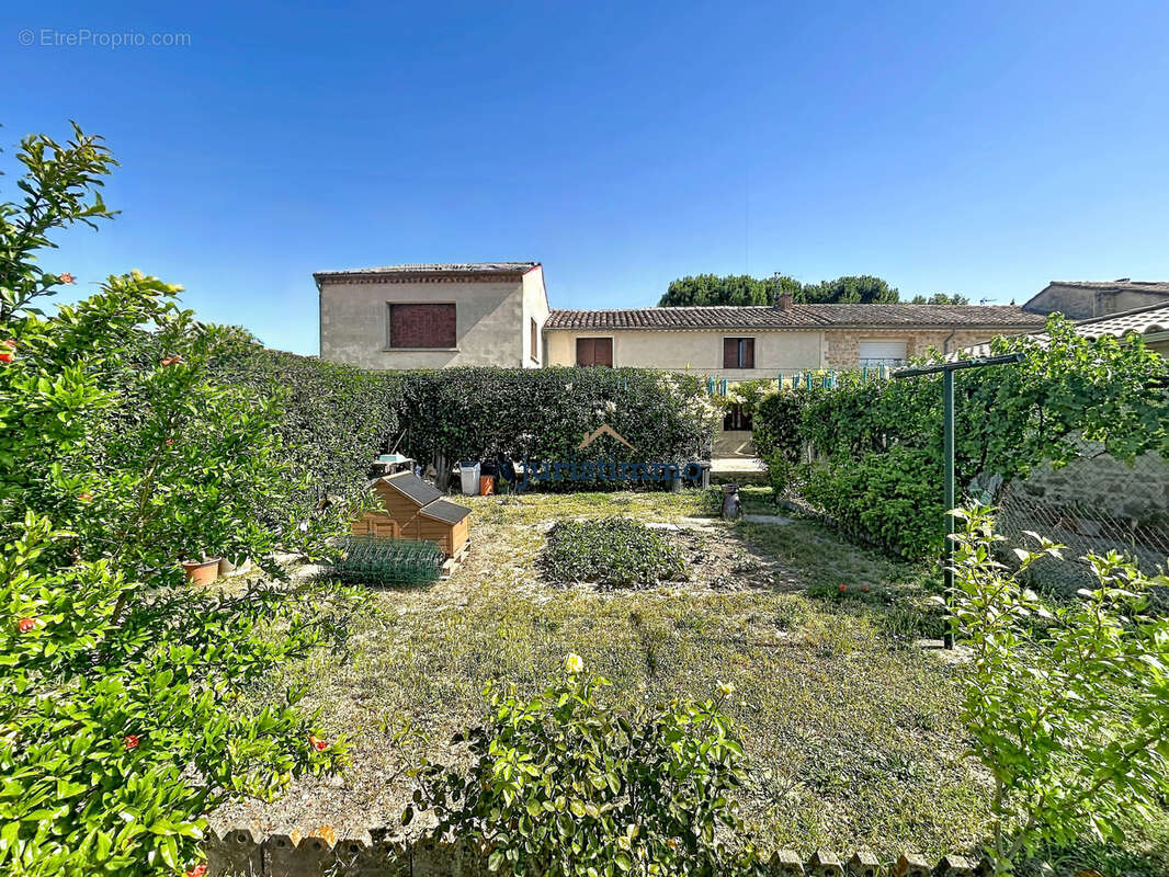 Maison à LAPALUD