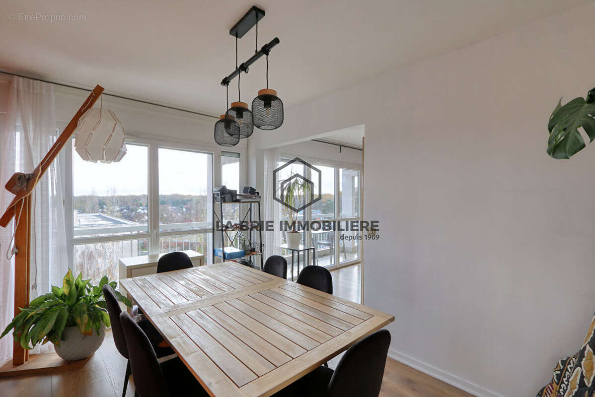 Appartement à LIMEIL-BREVANNES