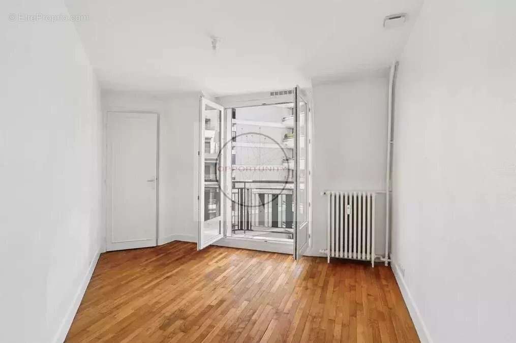 Appartement à PARIS-20E