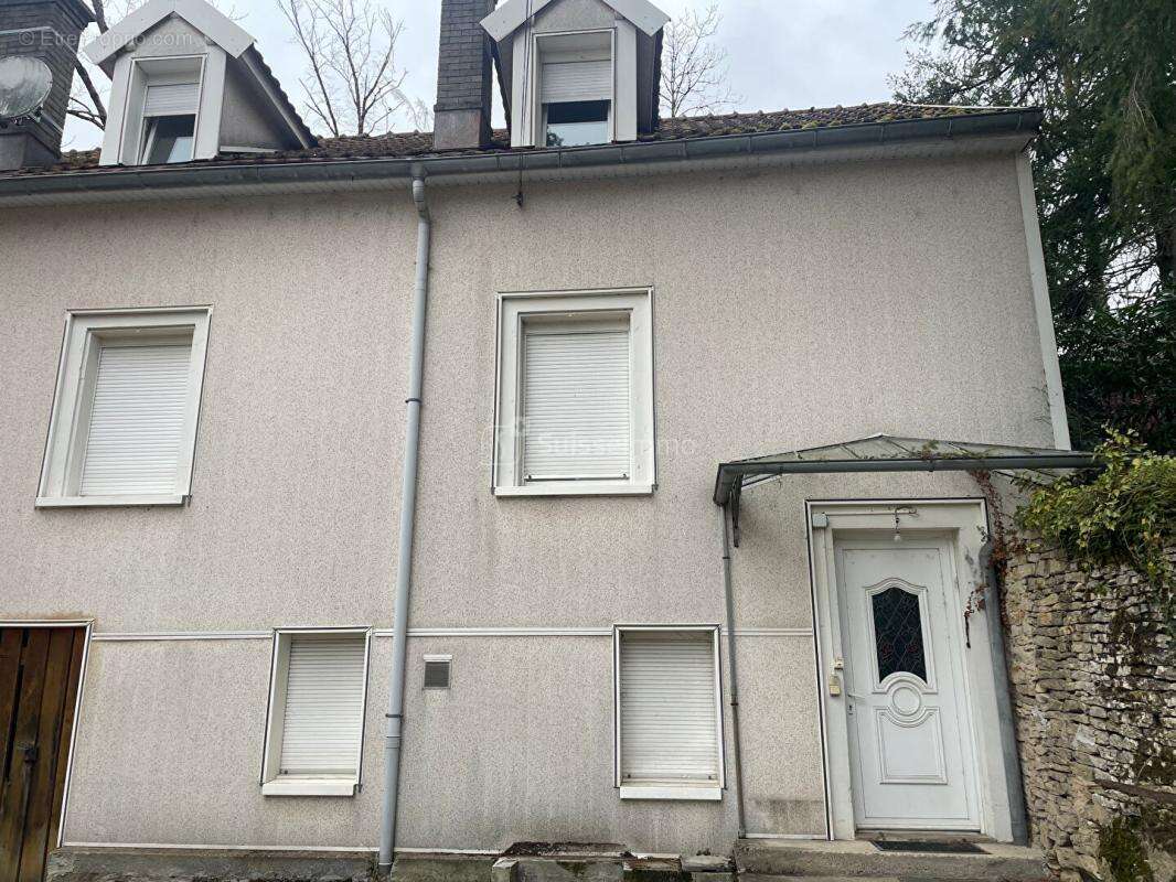 Maison à HERICOURT