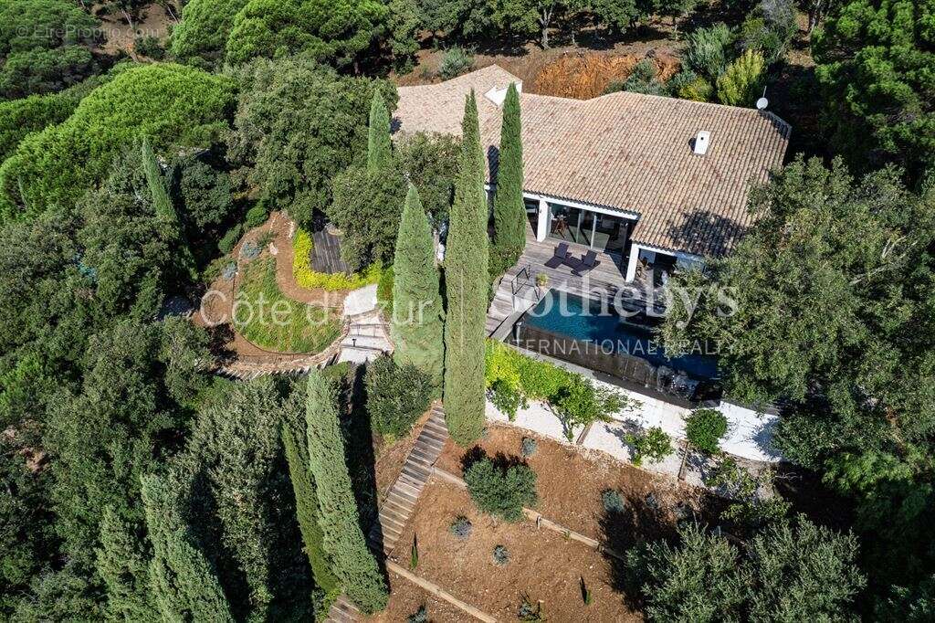 Maison à LA CROIX-VALMER