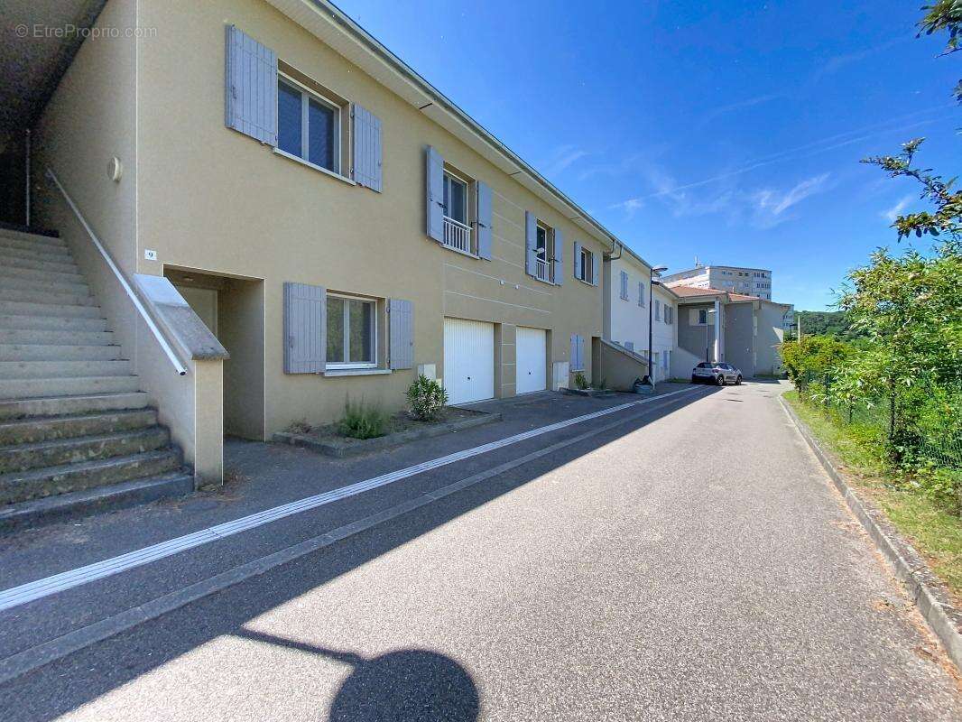 Duplex - 4 Chambres - Jardin - Garage - Résidence sécurisée - Proche commodités - photo 23
