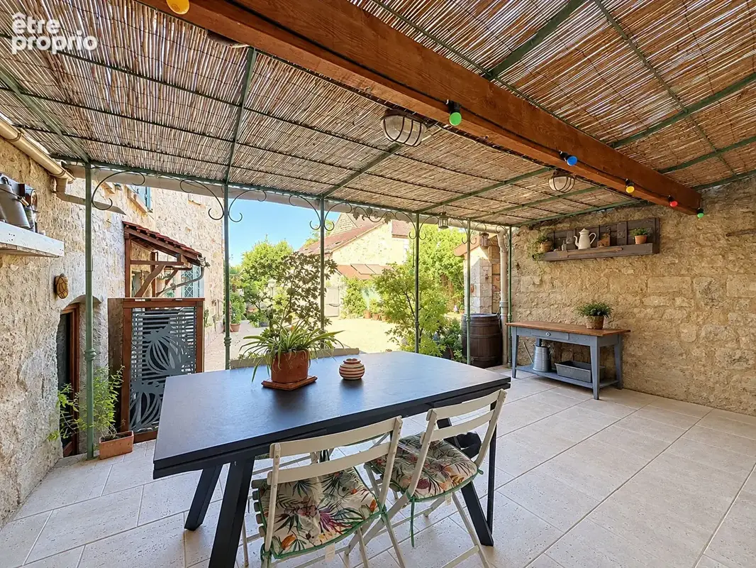 Maison 7 pièce(s) 185 m2 - photo 4