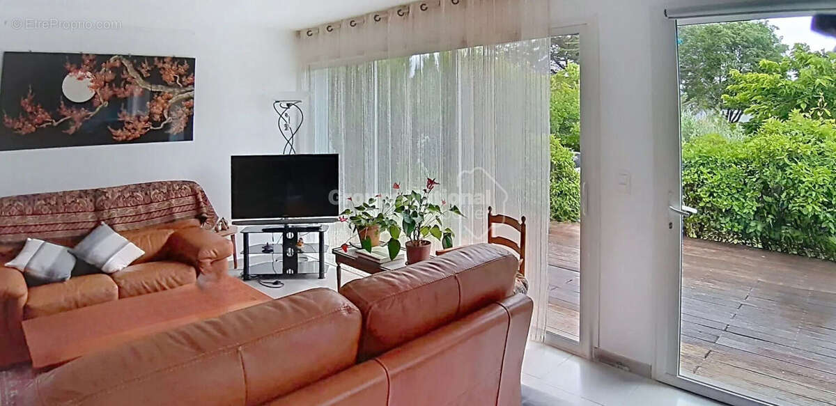 Maison à LE POULIGUEN