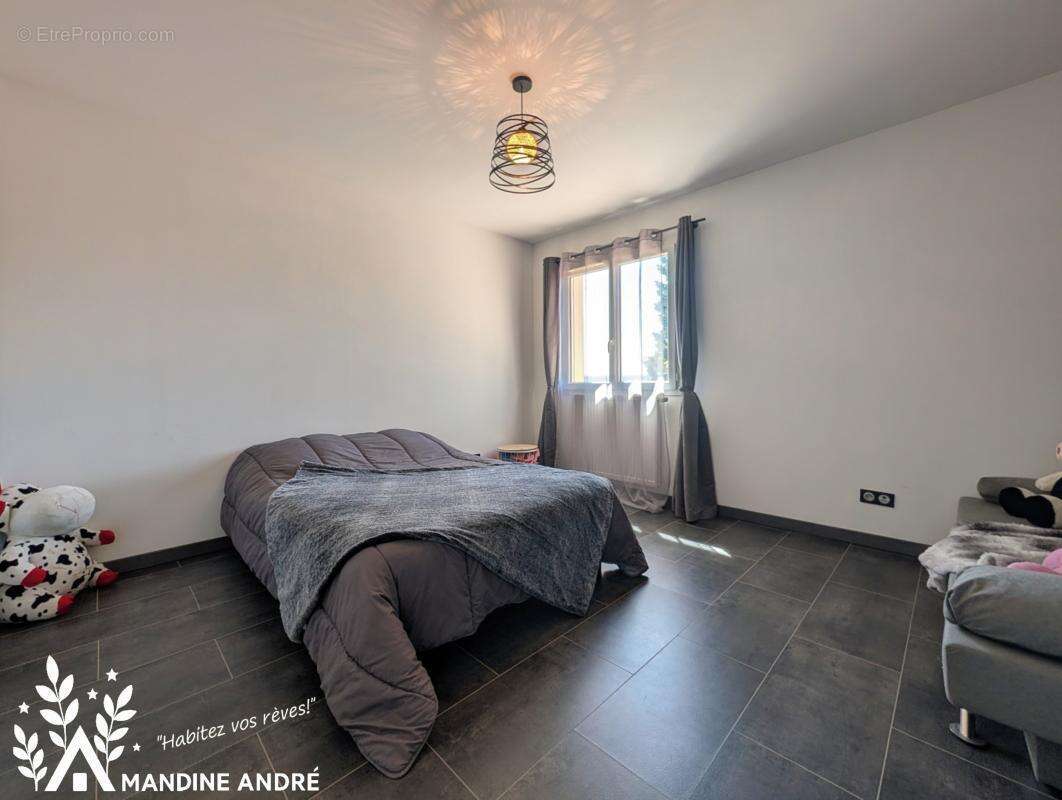 Maison à CHAZAY-D'AZERGUES