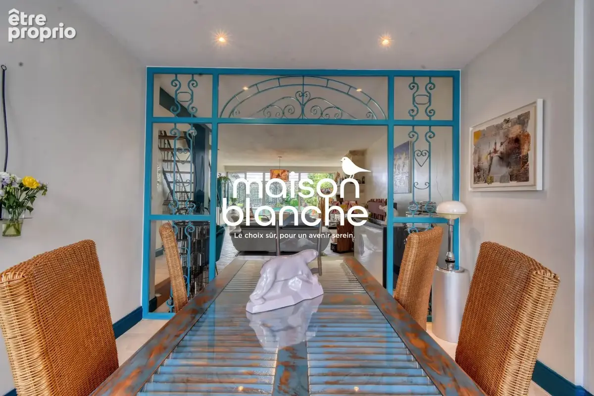 Maison 7 pièces 203 m² à vendre à Rochefort (17300) - photo 2
