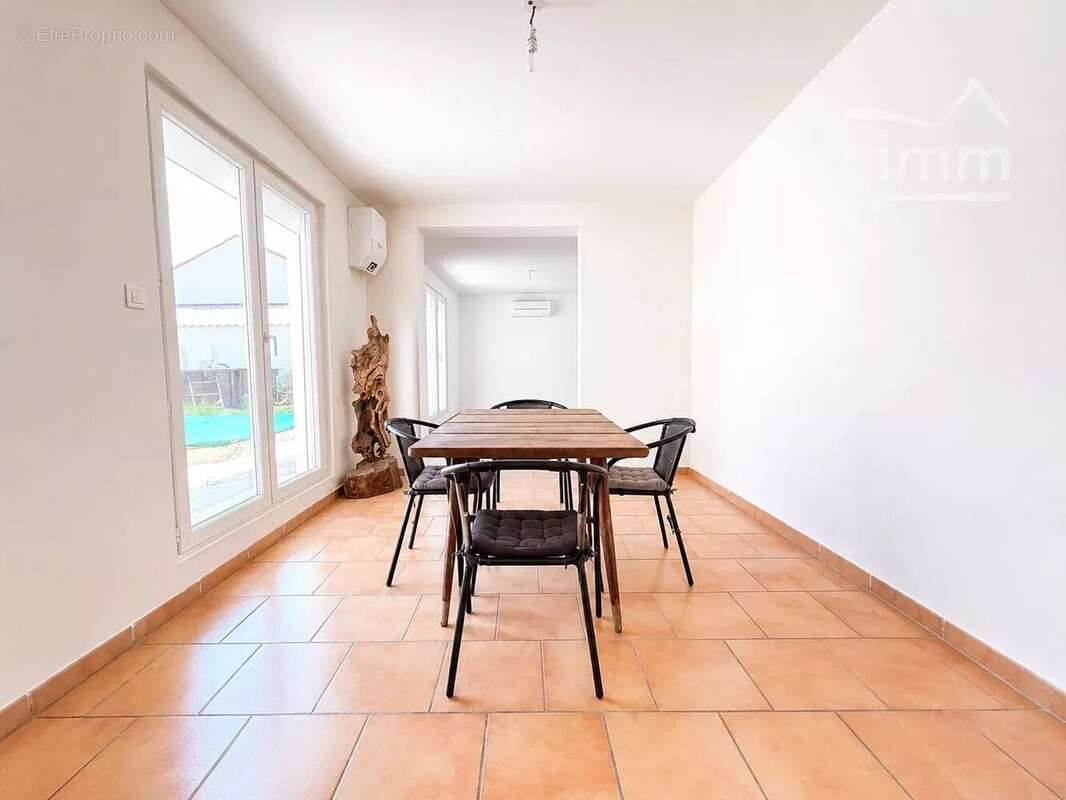 Maison à PORT-SAINT-LOUIS-DU-RHONE