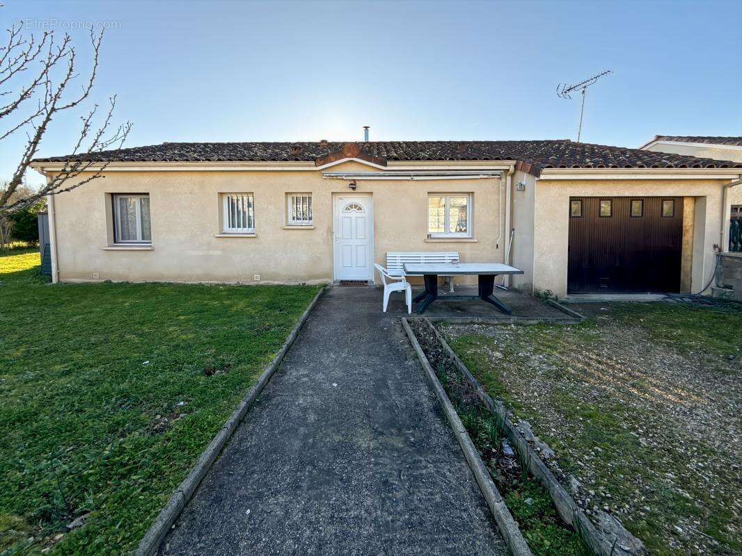 Maison à MARSAC-SUR-L&#039;ISLE