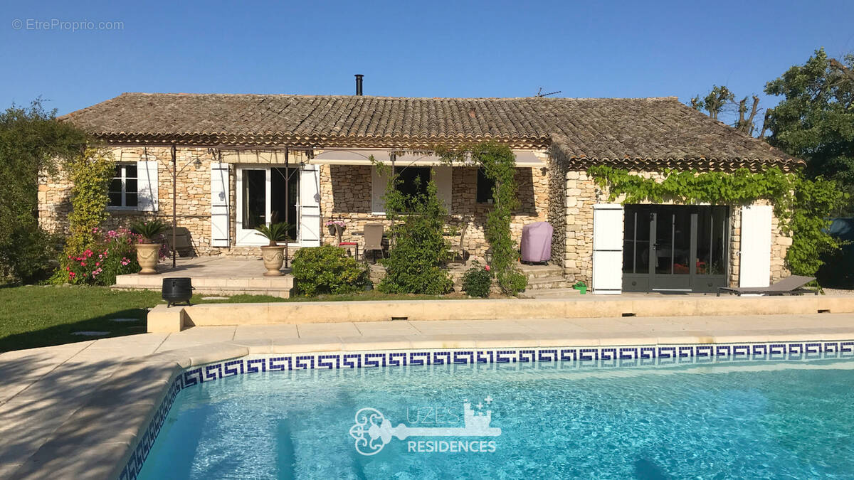 Maison à UZES