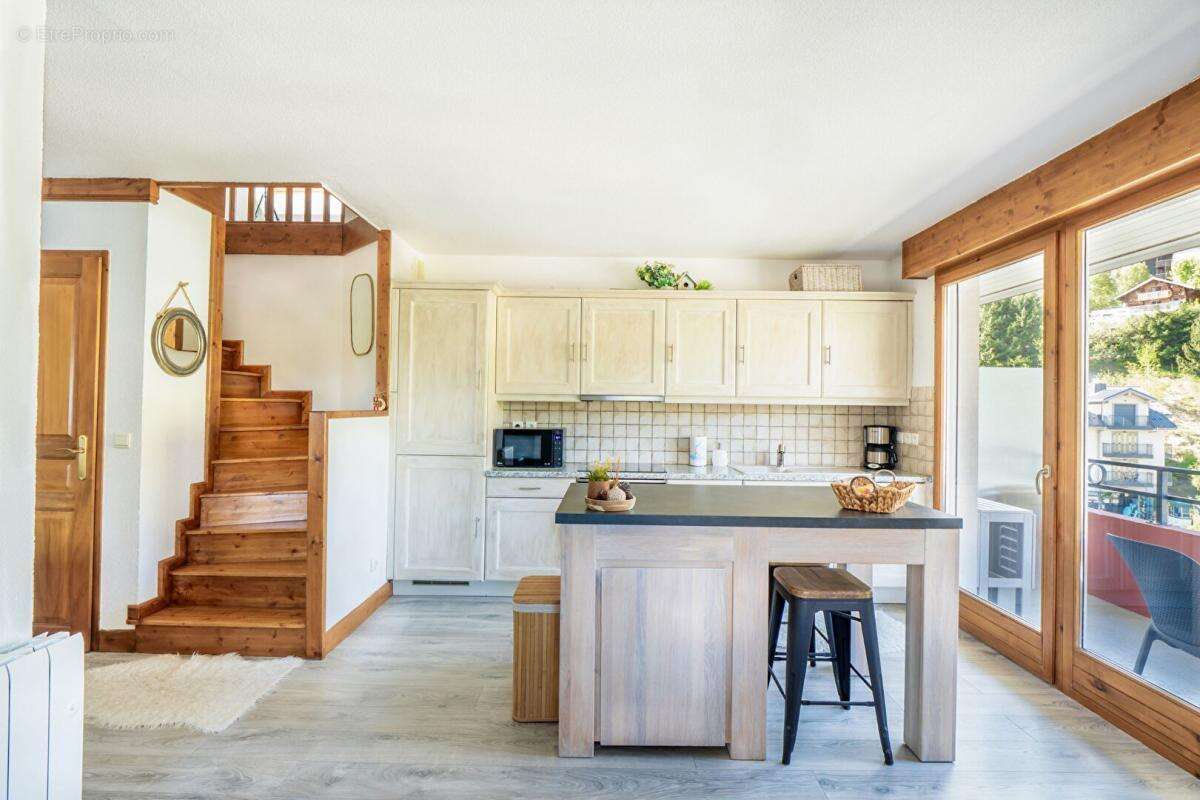 Appartement à SAINT-GERVAIS-LES-BAINS