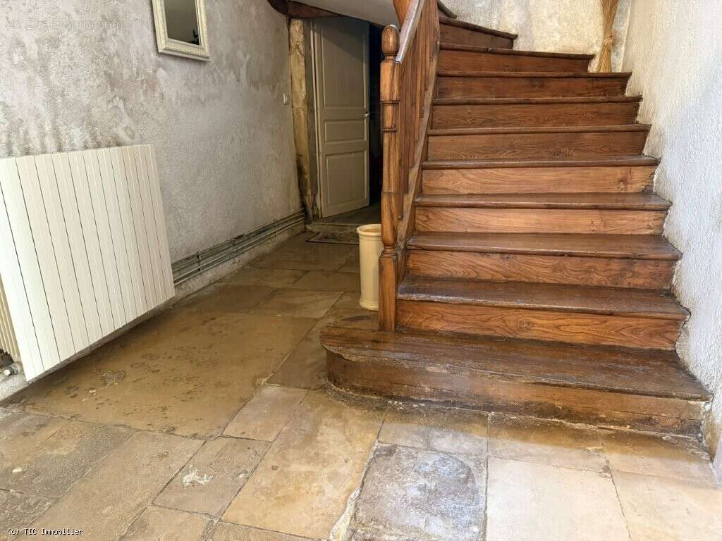 Maison à VERTEUIL-SUR-CHARENTE