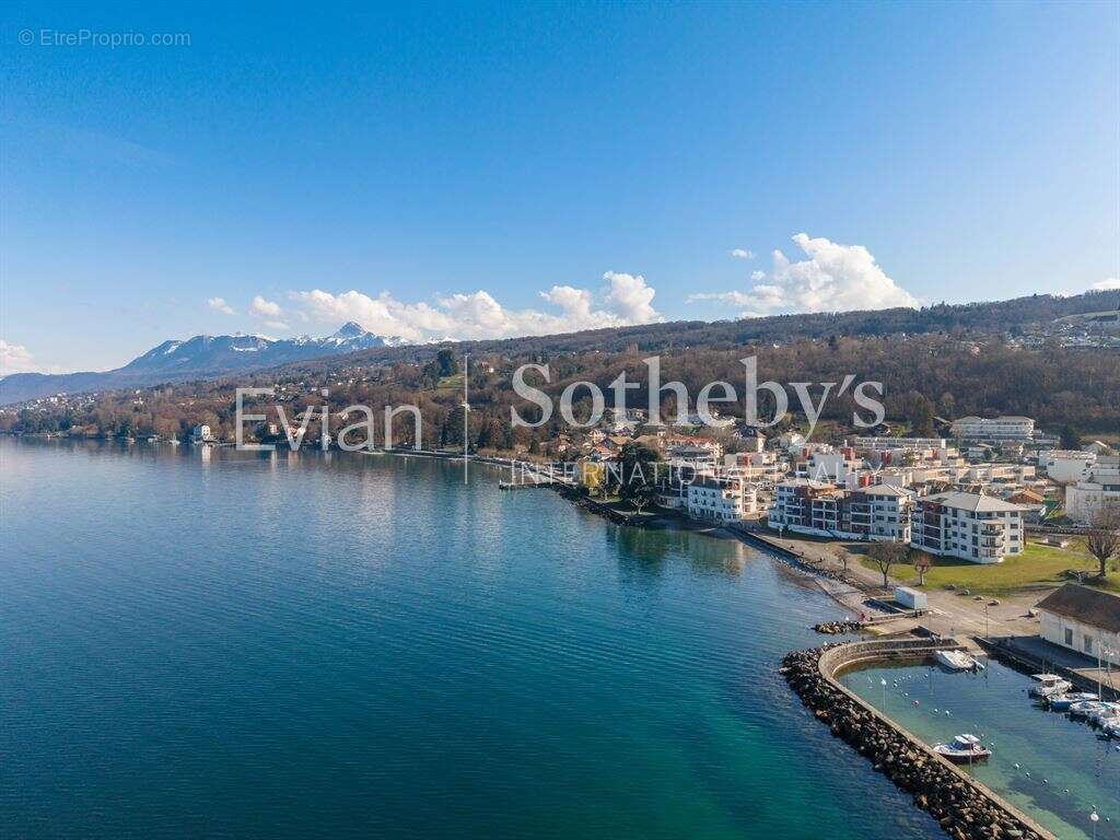 Appartement à EVIAN-LES-BAINS