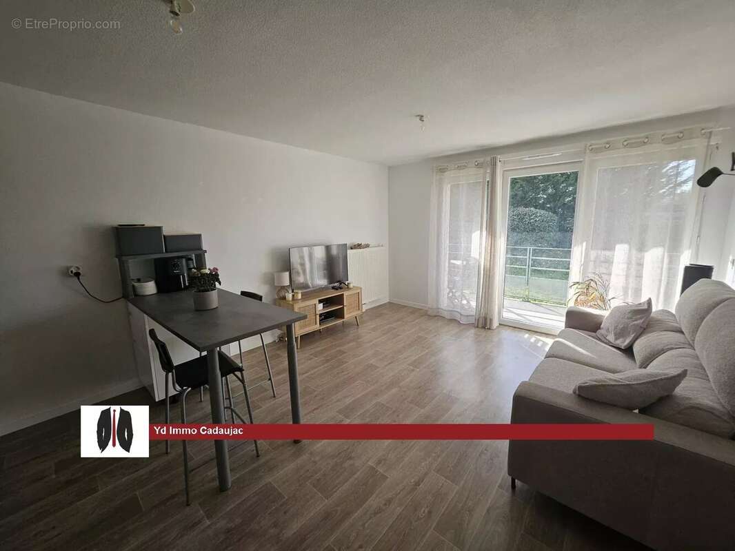Appartement à VILLENAVE-D'ORNON