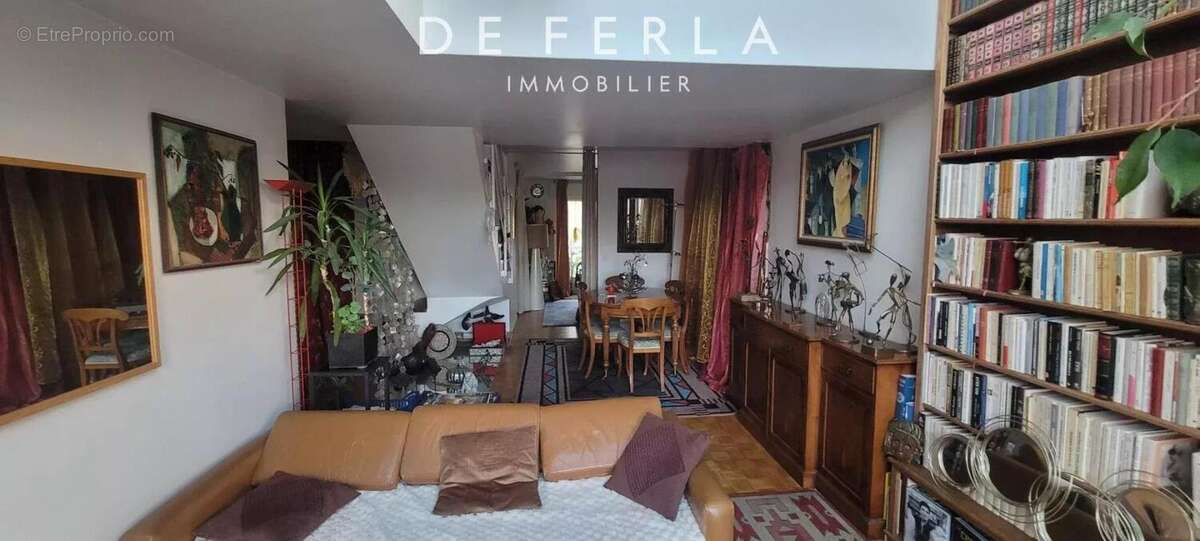 Appartement à PARIS-15E