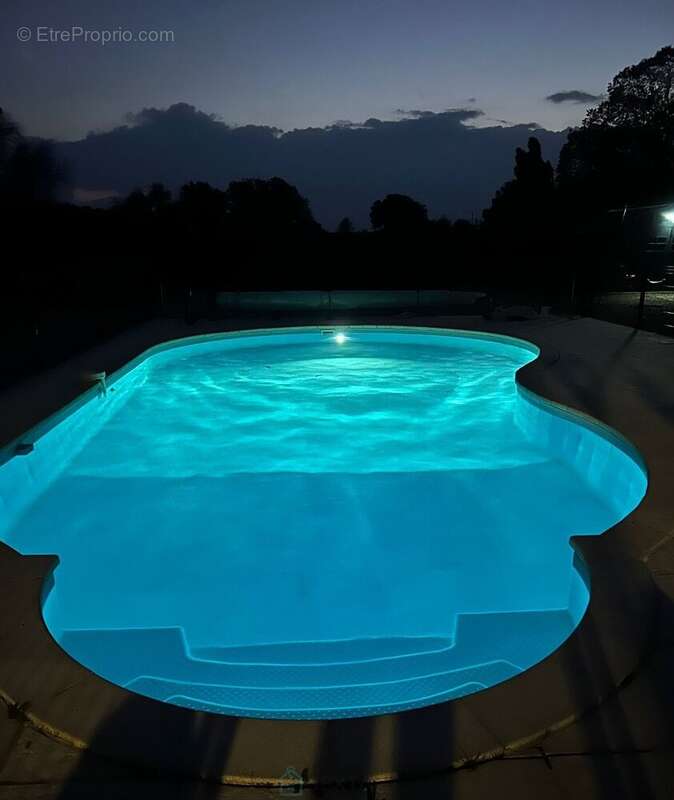 Maison à FONTAINEBLEAU