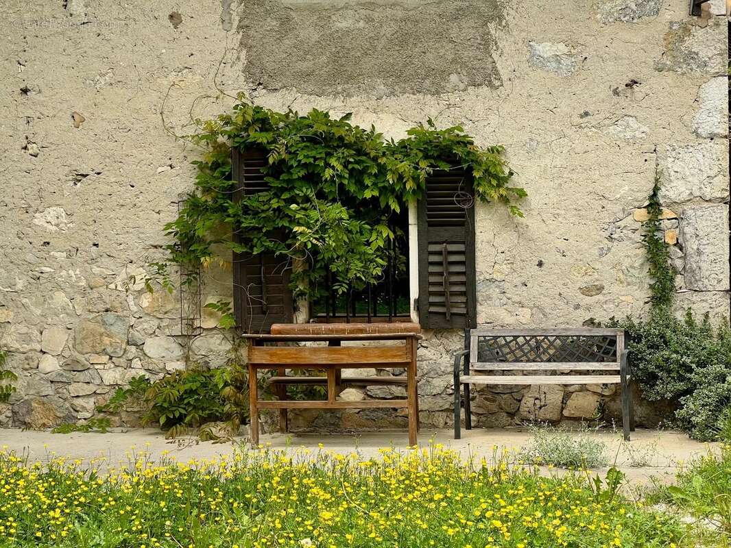 Maison à ALLEVES