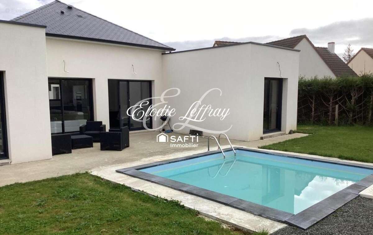 Photo 2 - Maison à MONCE-EN-BELIN