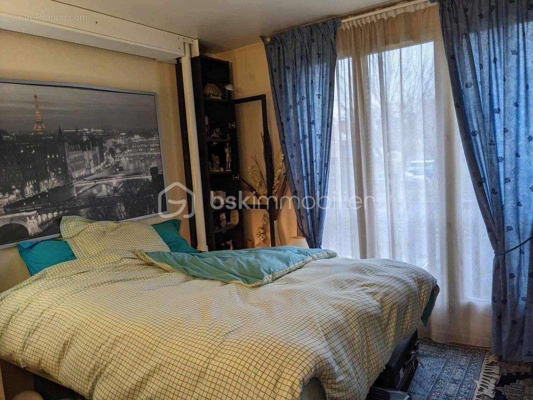 Appartement à MENNECY