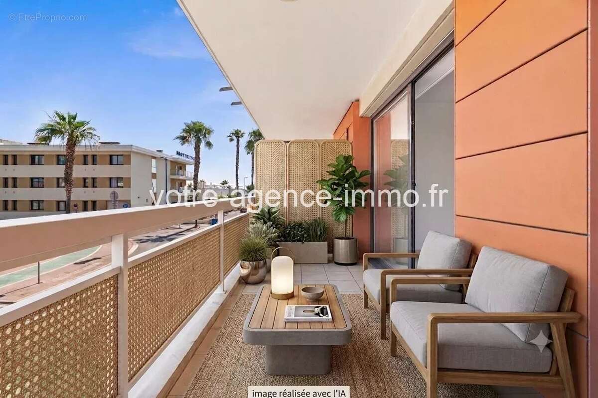 Appartement à VILLENEUVE-LOUBET