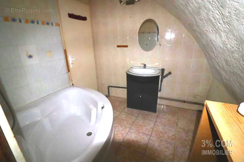 Maison à LIVRON-SUR-DROME