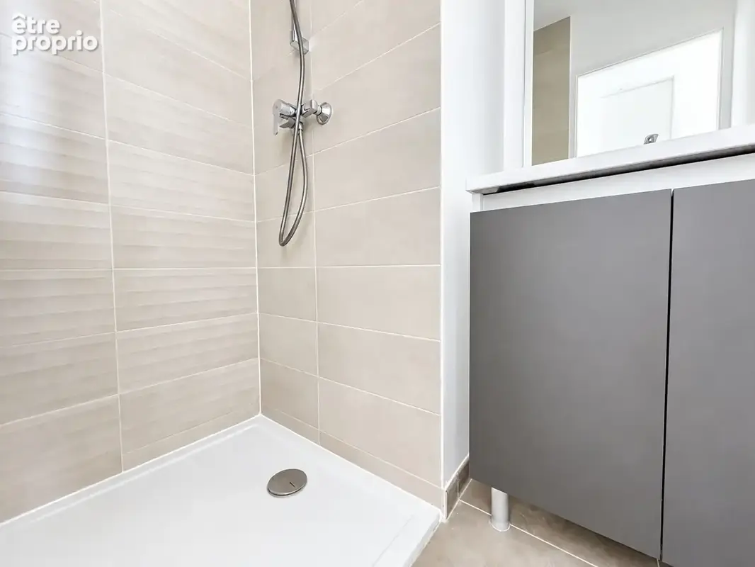Dernier etage - photo 12