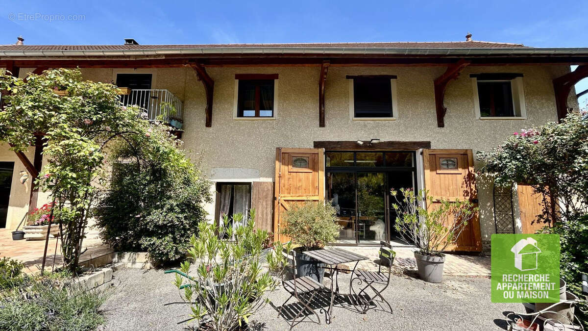 Magnifique maison 9 pièces 255m2 avec piscine - photo 16