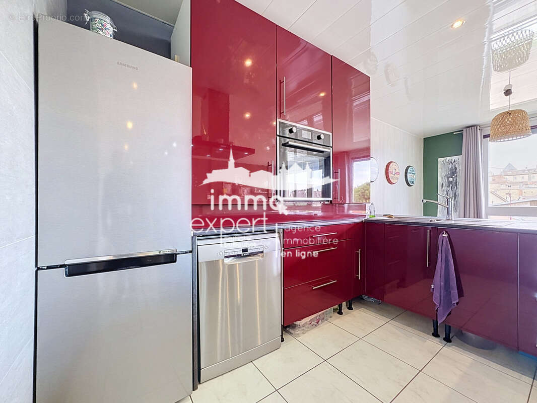 Appartement à MIRECOURT