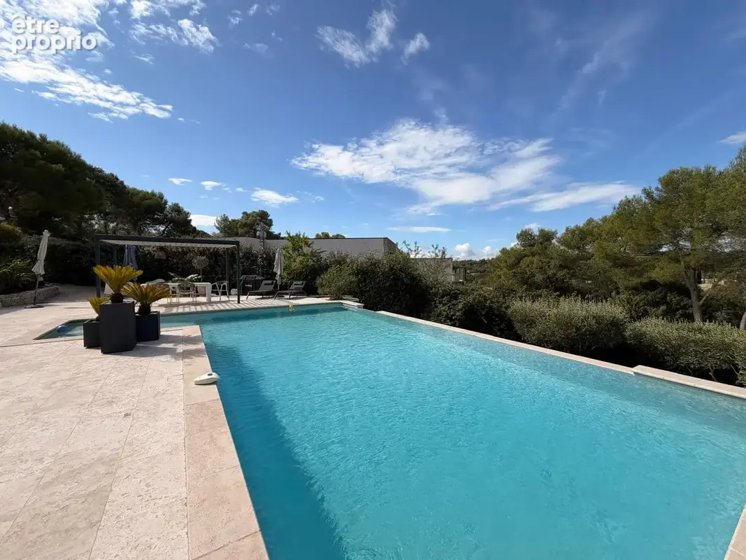 NIMES EAU BOUILLIE/PLANETTE Villa d'exception de 220 m2 avec jardin et piscine à débordement - photo 31