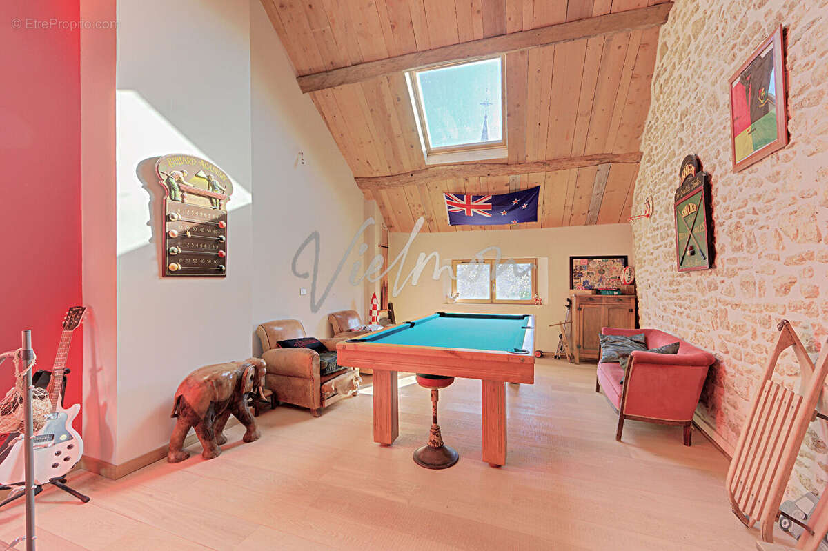 Maison à MONTAINVILLE