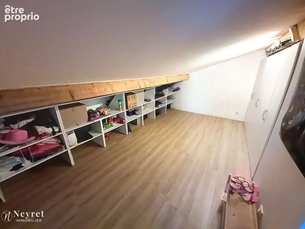 Maison familiale soignée de 257,61 m2 utiles - photo 14
