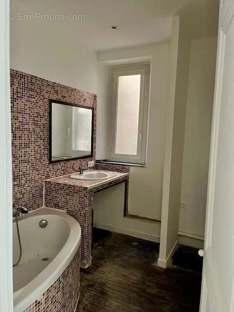 Appartement à MARSEILLE-8E