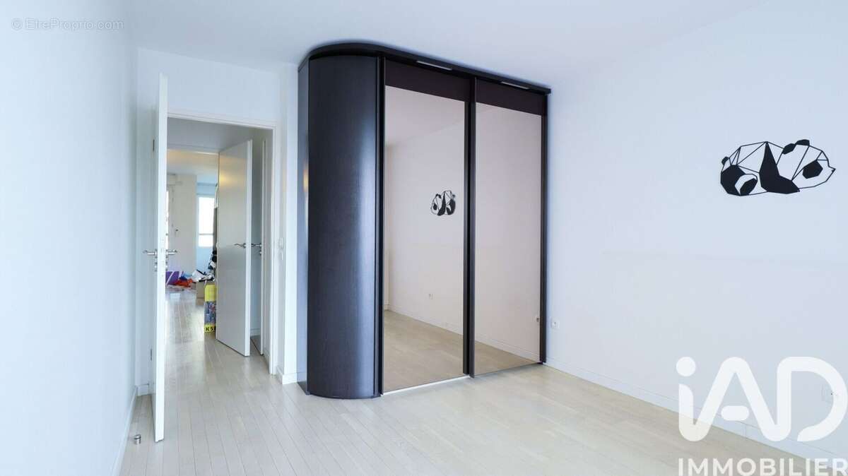 Photo 9 - Appartement à BOURG-LA-REINE