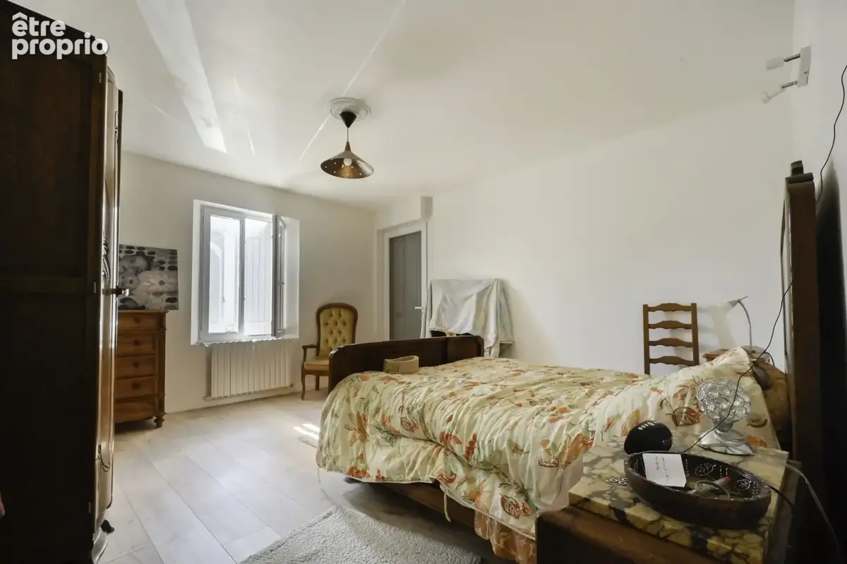Maison 8 pièces 200 m² à vendre à La Chapelle-Des-Pots (17100) - photo 8