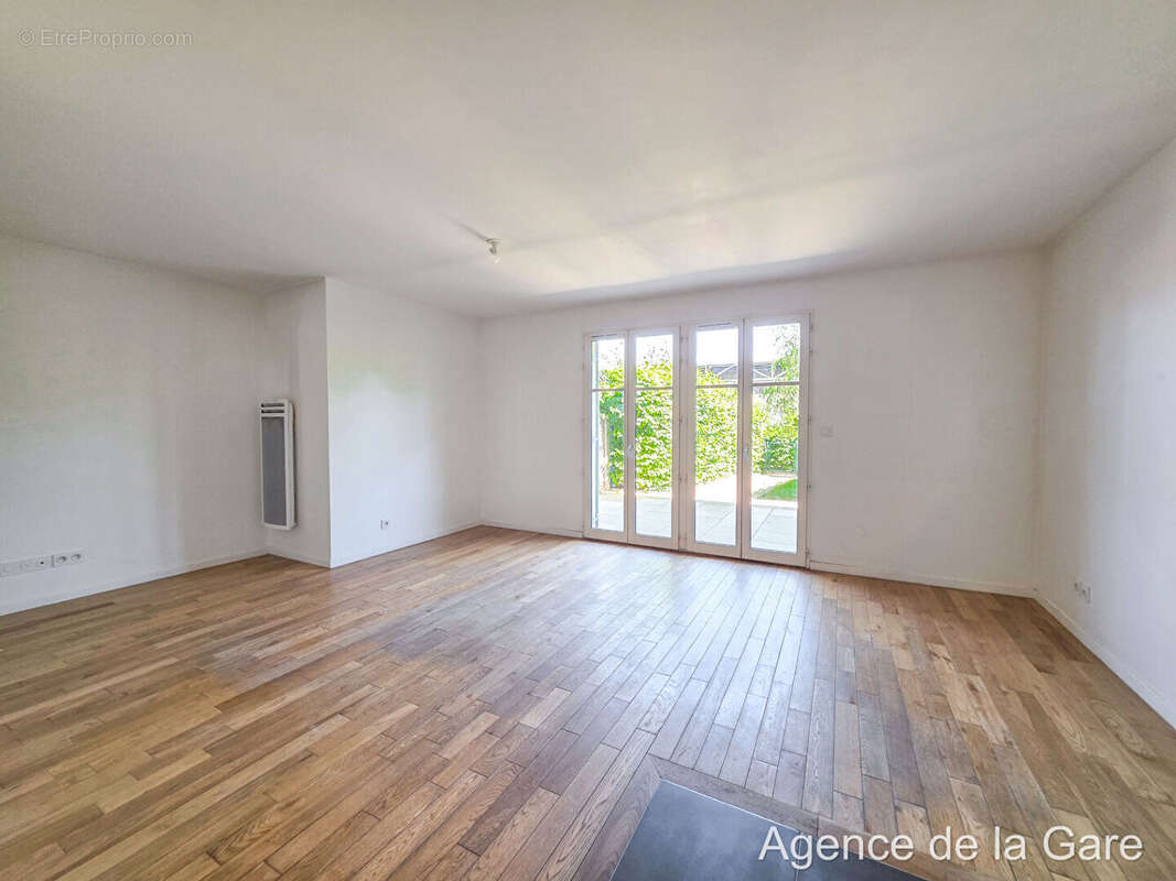 Appartement à MAISONS-LAFFITTE