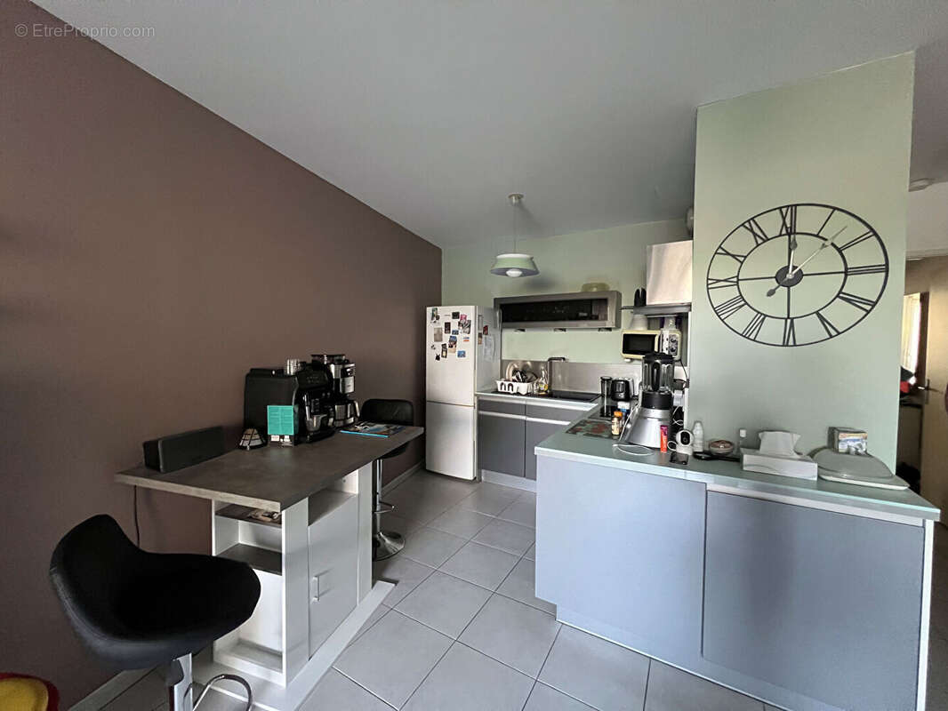 Appartement à MARSEILLE-1E